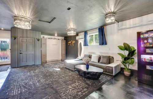 Boise Speakeasy with Hot Tub 5 Mi to Dtwn - Photo 24