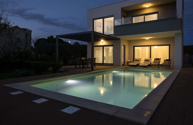 Villa in Turanj With Stunning Sea Views - Foto 22