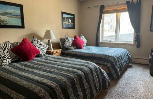 Best location in the heart of lions head, Ski lockers, jacuzzi and pool - Photo 24