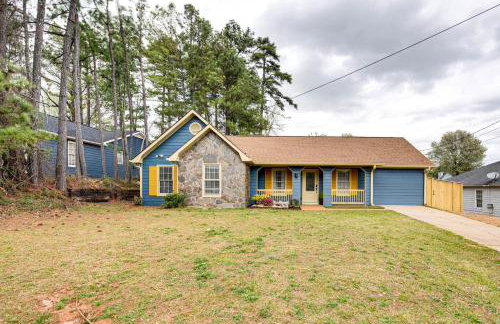 4 Mi to Airport: Atlanta Home w/ Deck & Hot Tub - Foto 34