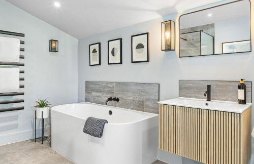 Secluded & Luxurious Romantic Haven with Hot Tub - Foto 8