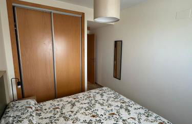 Apartamento con 2 habitaciones y garaje - Photo 41