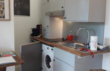 Cannes Studio privé climatisé et bon wifi - Foto 13