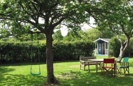Spacious garden, 3 Bedroom family cottage in Dorset - Foto 7