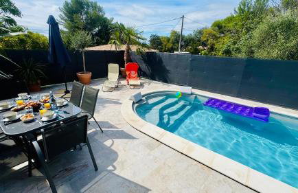 Le Cocon Gardois, terrasse & piscine - Pont du Gard - Foto 16