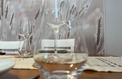 Ferienwohnung, Frühstück gegenüber,Parkplatz kostenlos zentrale ruhige Lage im Innenhof - Foto 19