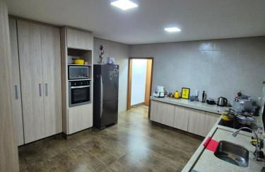 Casa 4 quartos com piscina em Aparecida de Goiania - Foto 17