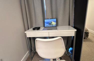 Cosy Flat in Stevenage Town Centre - Foto 5