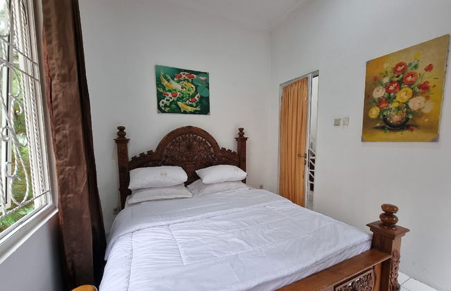 Villa Kota Bunga Allamanda - Foto 8