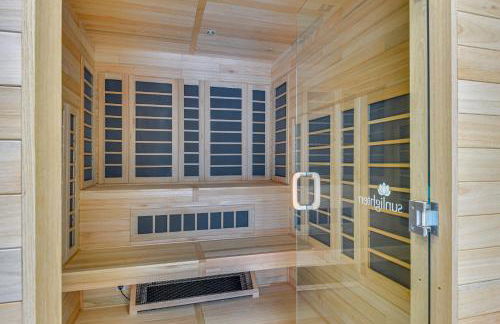 Walk to Mount Snow Resort Unit with Pool and Hot Tubs - Foto 17