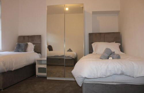 Beautiful, Spacious, Old Trafford home - Foto 20