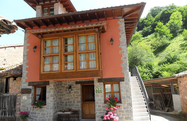 Apartamentos Rurales los Villares - Photo 1