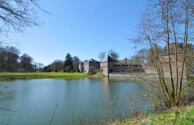 Vintage Castle near Forest in Havelange - Foto 32