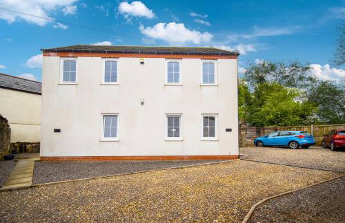 Two-bed Ground Floor Flat in Caerphilly Town Centre - Foto 7