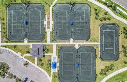 Babcock National Coach Crisp, Elegant and Serene - Foto 51