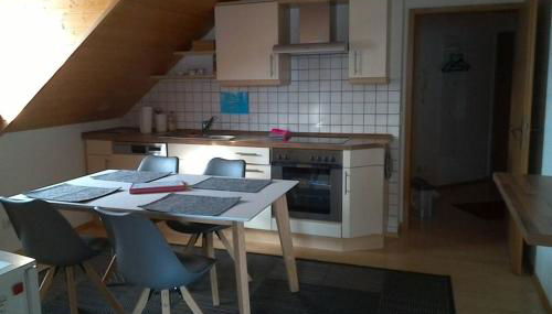 Schöne Wohnung in Deggendorf für 1 bis 5 Personen - Foto 3