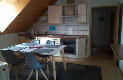 Schöne Wohnung in Deggendorf für 1 bis 5 Personen - Foto 3