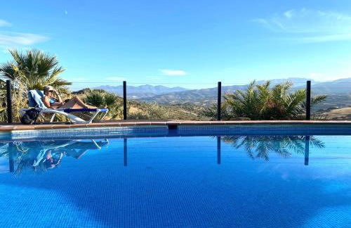 Agro tourism house GAUGUIN with pool Finca el Moralejo TOLOX - Foto 7