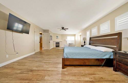 Pool-BBQ-View-Balcony-Fireplace-King-Garage-WD - Foto 20