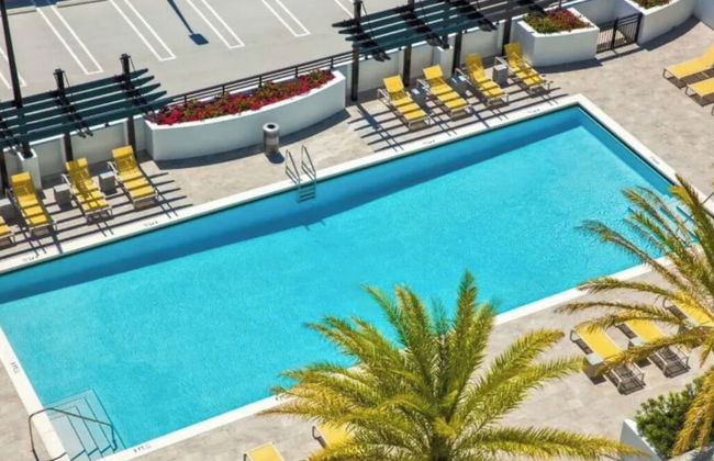 New 3 Bed 2 Bath In The Little Havana - Photo 32