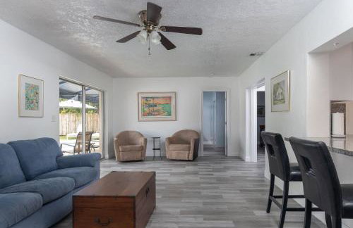 Purely Pompano, Pool, Water front, Paddleboard, Beach, 5 bedroom 3 bath - Photo 14