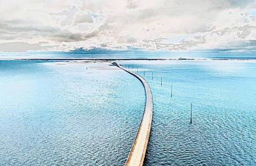 Pet Friendly Tranquil Cottage with Fire-Pit & Hot Tub Minutes to BEACHES - Foto 53