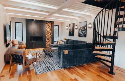 Pacific Bin - Hot Tub, Secluded Forest Getaway - Foto 5