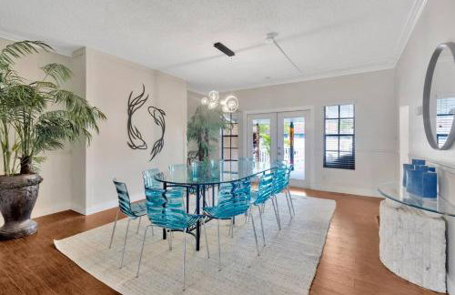 Huge 8BR wHTD Pool Ensuites Games Near Beach - Foto 48