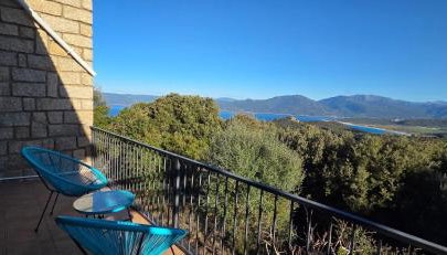 Maison de Charme Vue Exceptionnelle Mer & Montagne - Foto 4