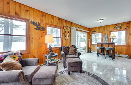 Lakefront Cabin with Panoramic Water View and Access - Foto 15