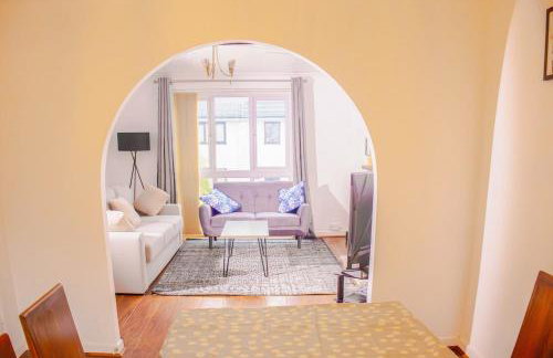 Spacious Newport Home Near ICC & Local Attractions - Foto 15