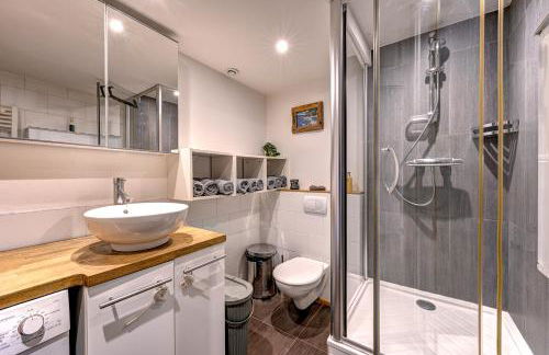 Tiki Lodge - hot tub & sauna - Photo 15