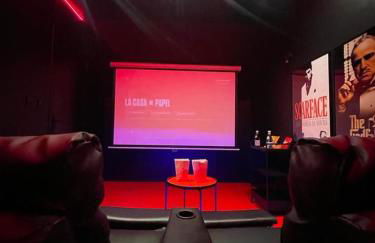 Suite cinéma et jacuzzi privé - Foto 2