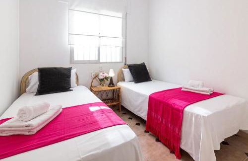 Sea & Wave Al Rolo Beach Apartment - Photo 8