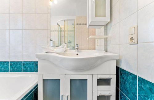 Nice Apartment with Balcony - Foto 29