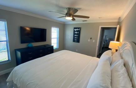 Waterfront Hernando beach house on deep water canal w/dock, fishing, kayak - Foto 32