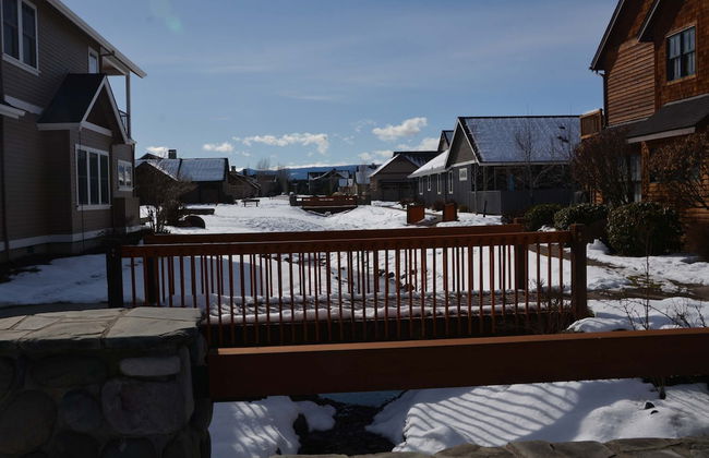 The Three Sisters Walk to Downtown Sisters - Foto 31