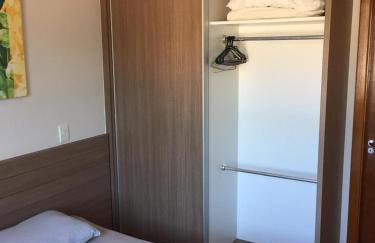 Flat Familiar a 400 metros do Hot Park com Piscinas e Conforto - Foto 18