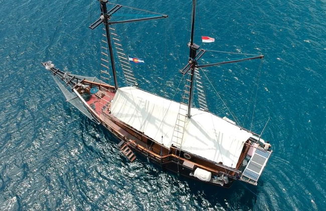 Komodo Pirate Boat - Phinisi Liveaboard - Foto 72