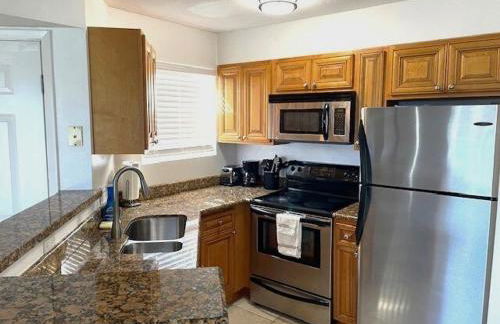 Relaxing Condo with Heated Pool - Foto 8