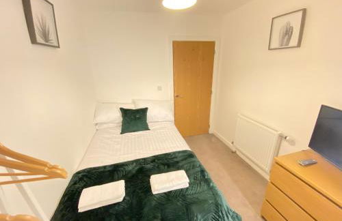3 Bedrooms double or single beds, 2 PARKING SPACES! WIFI & Smart TV's, Balcony - Foto 11