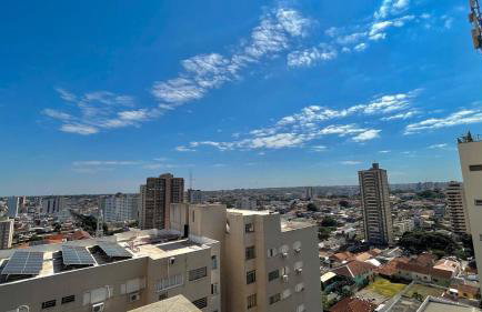 Flat Bahamas 9º andar, reformado e com vista - Foto 12