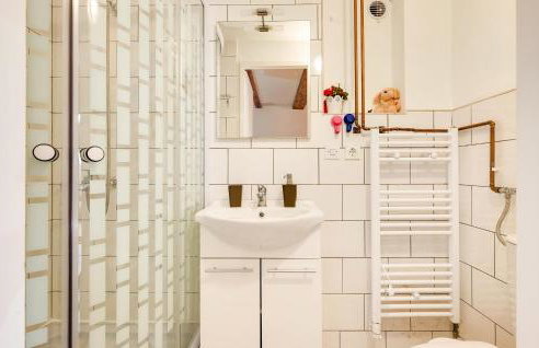 Beautiful Home In Veliki Grdevac - Foto 12