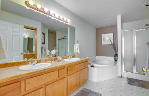 Idyllic Redmond Townhome with Furnished Deck! - Foto 12