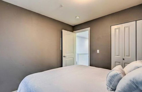 Walk to Local Shops and Eats! Quaint Issaquah Home - Foto 20