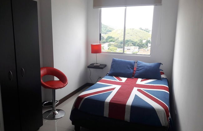 Luxurious Apartment in Front of the Chipichape Shopping Center - Photo 3