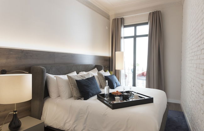 Casagrand Luxury Suites Barcelona - Photo 12