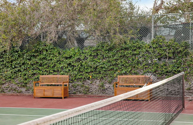 Dume Point by Avantstay Tennis + Pool in Malibu - Photo 35