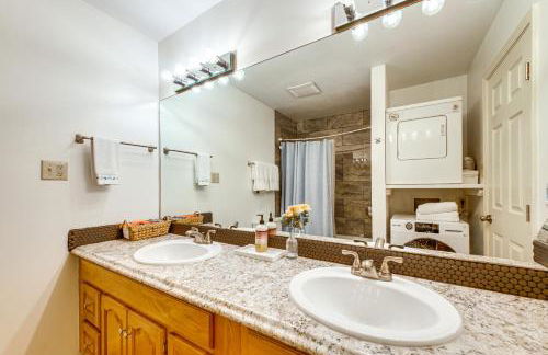 Walk to Nawiliwili Harbor Condo with Saltwater Pool - Foto 13