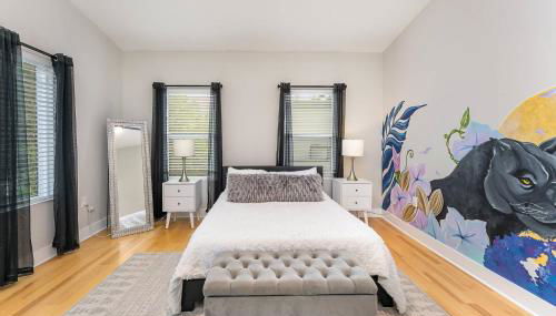 Queen City's Den Uptown - Foto 5